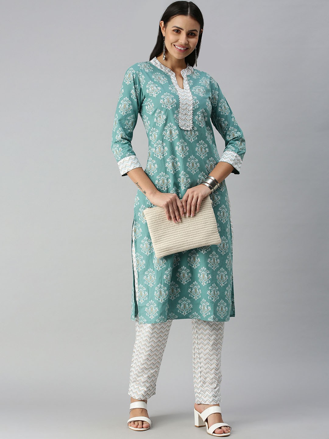 

SHOWOFF Teal Ethnic Motifs Printed Kurta with Trousers