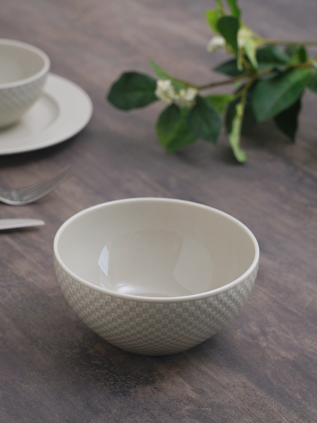 

Pure Home and Living Set Of 2 Cream-Coloured Textured Accent Serving Bowls