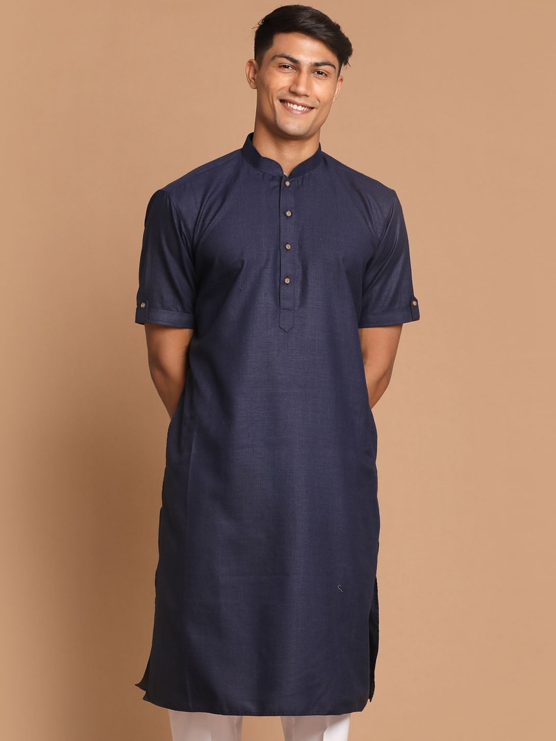 

VASTRAMAY Men Navy Blue Solid Pathani Kurta