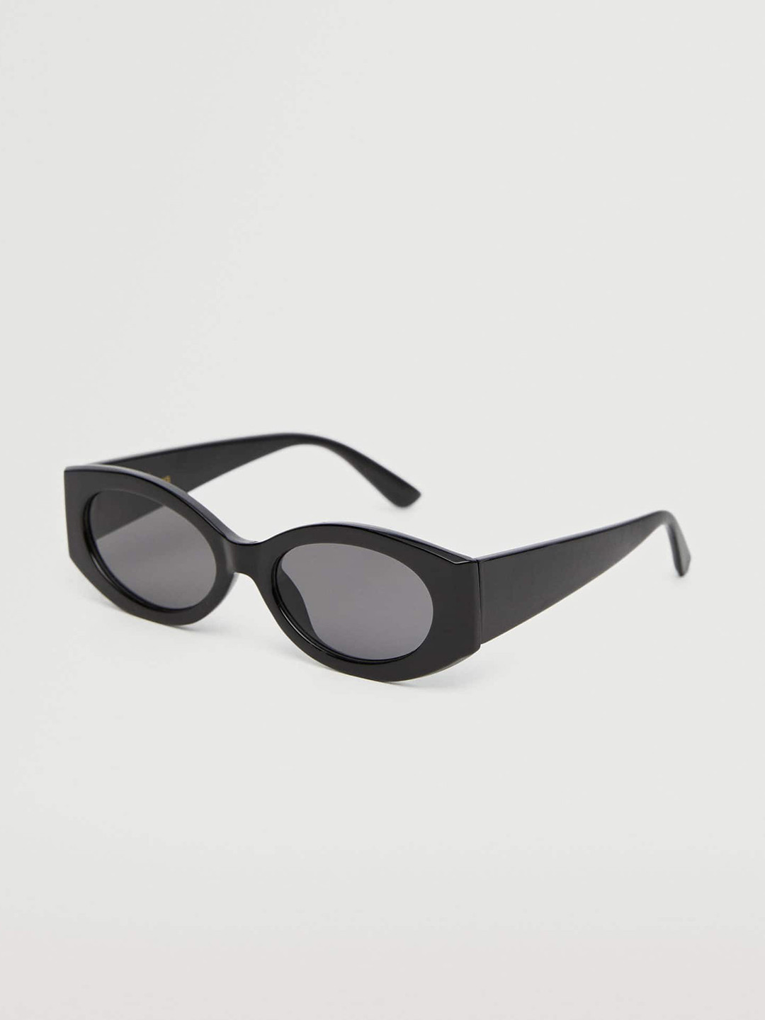 

MANGO Women Grey Lens & Black Oval Sunglasses with UV Protected Lens 27015773