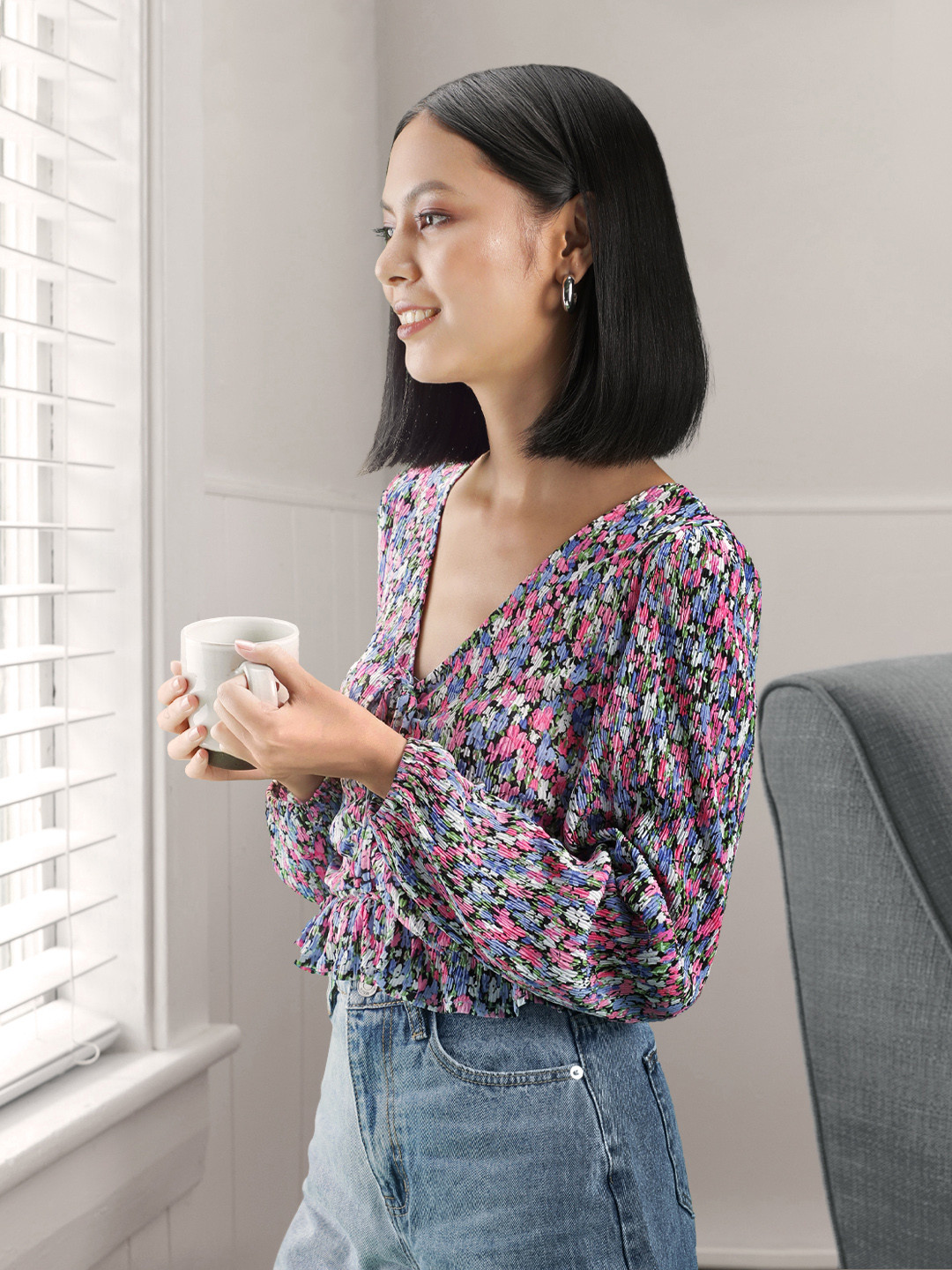 

MANGO Pink & Blue Floral Print Crop Top