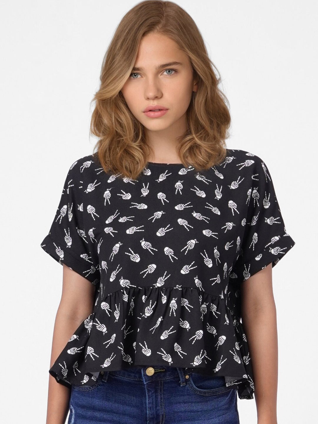 

ONLY Women Black Graphic Printed Peplum Top
