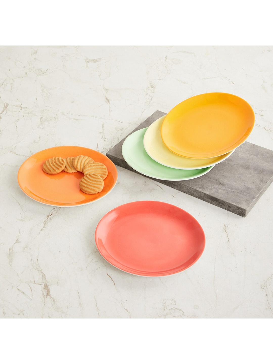 

Home Centre 6 Pieces Bone China Matte Plates, Multi