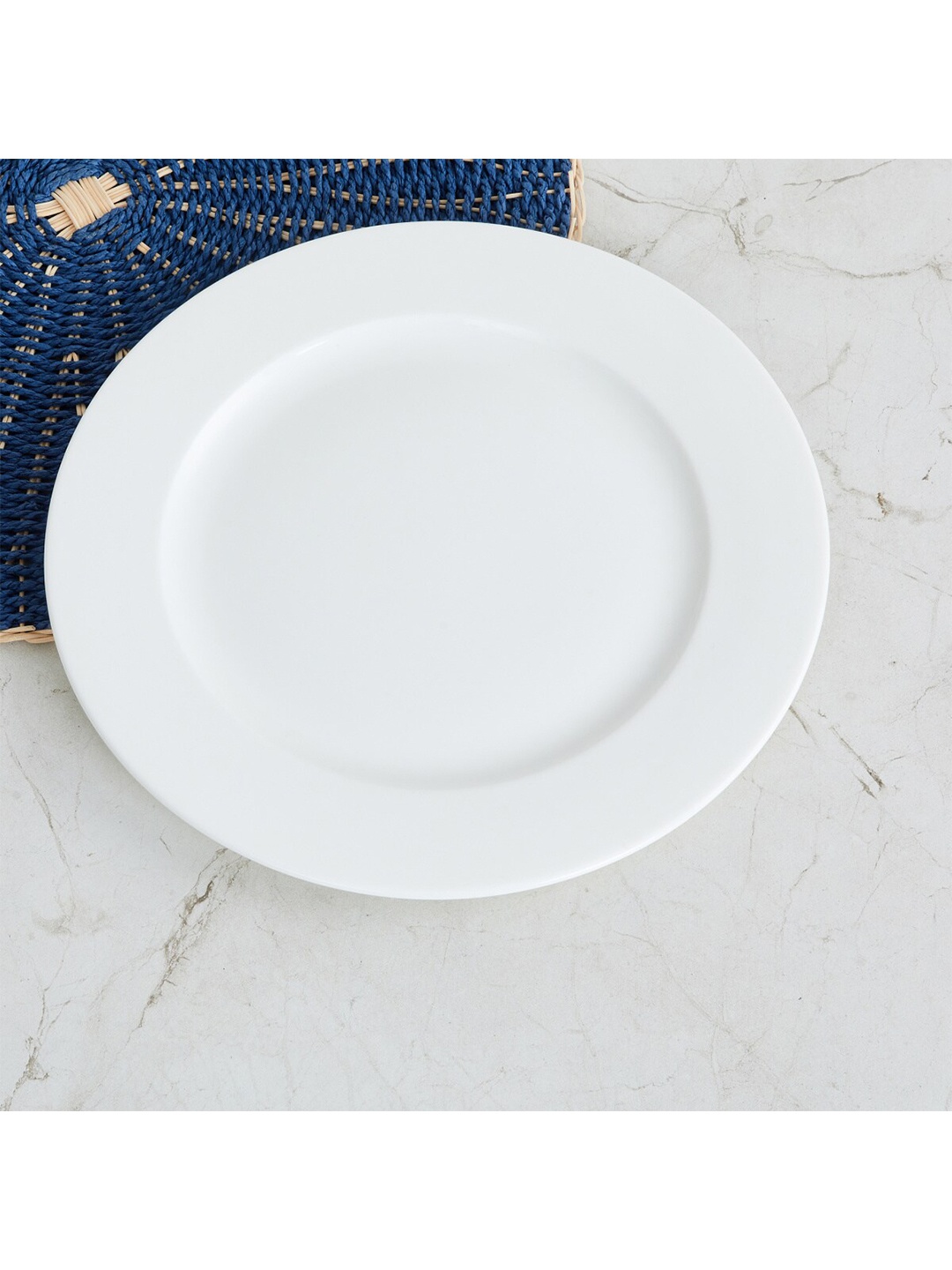 

Home Centre White 1 Piece Bone China Glossy Plates