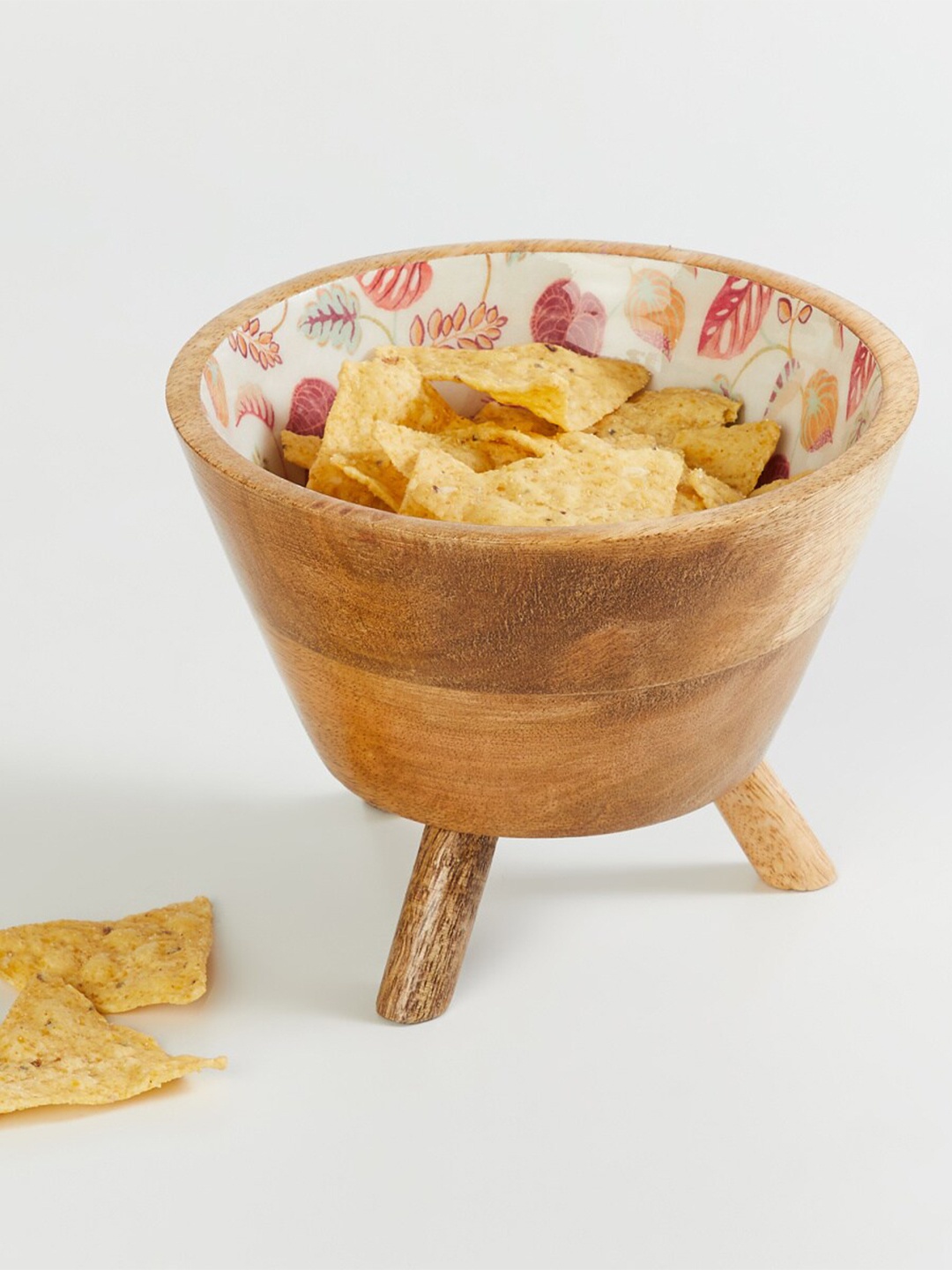 

Home Centre White & Red 1 Pieces Textured Glossy Wooden Fruit Bowl