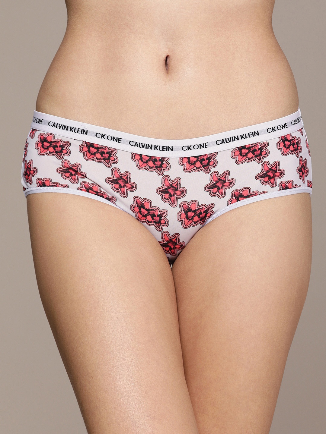 

Calvin Klein Underwear Women Off White & Red Printed Hipster QD3793WLG