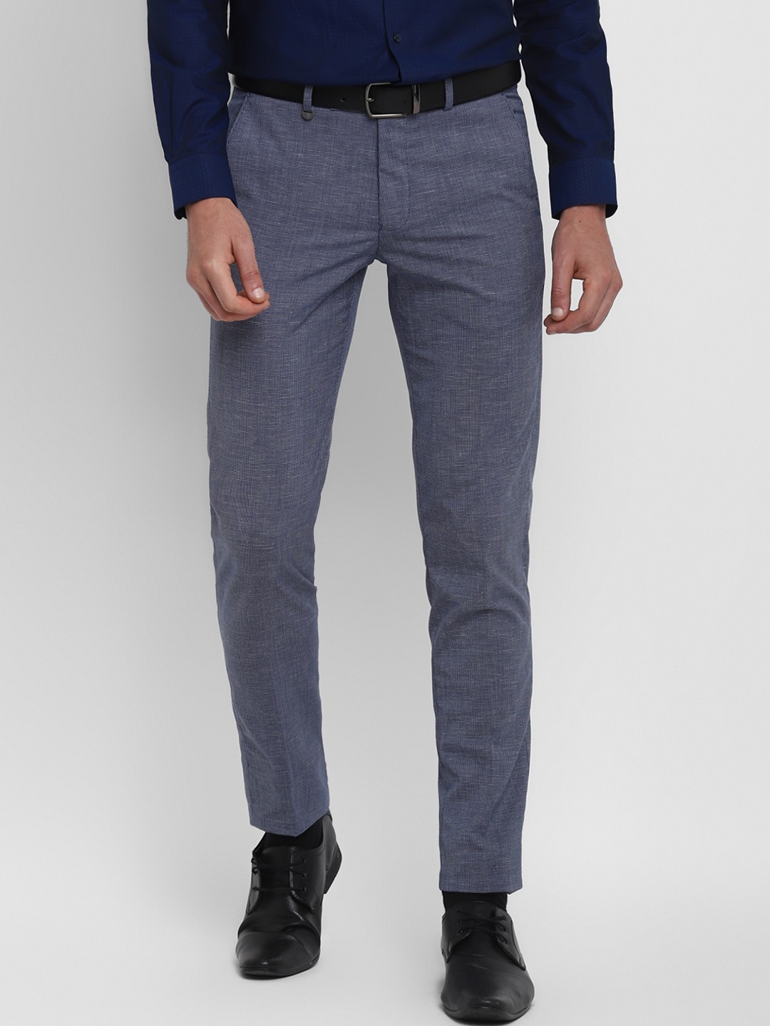 

Turtle Men Blue Textured Slim Fit Trousers