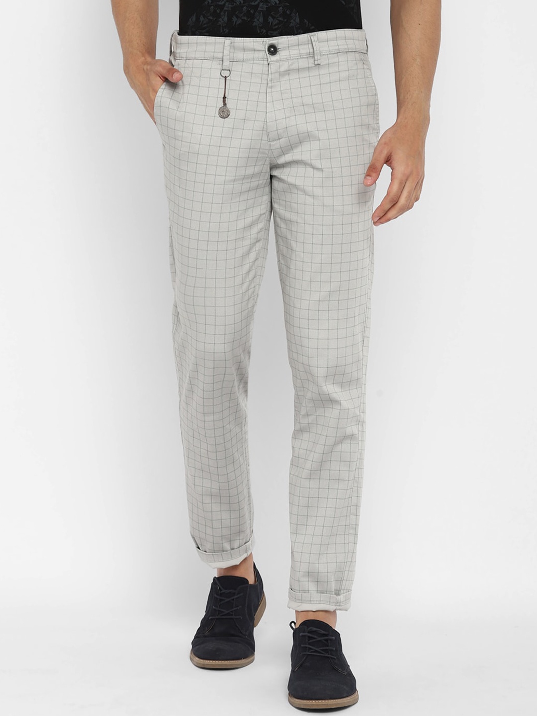 

Turtle Men Grey Checked Skinny Fit Cotton Trousers