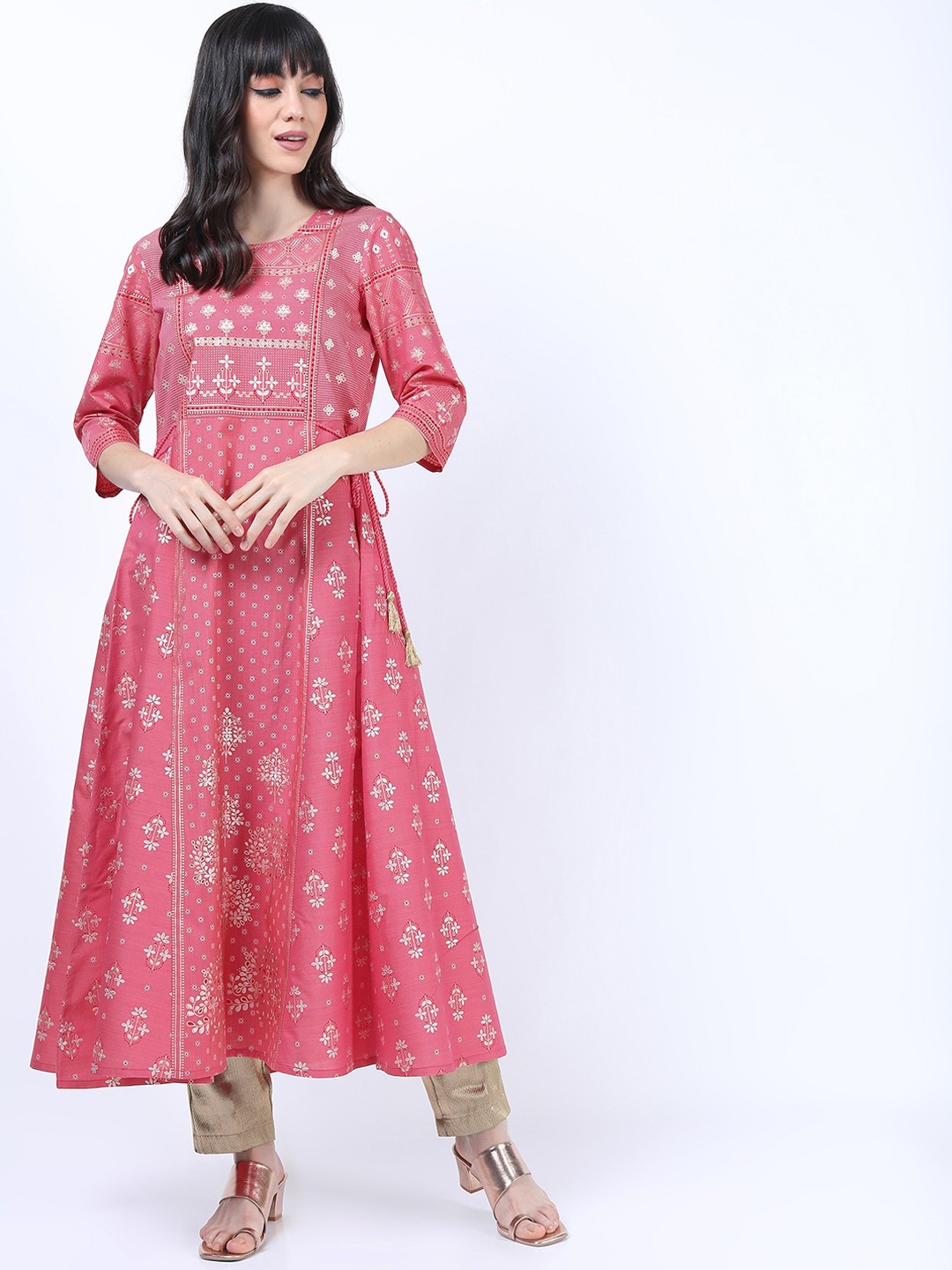 

Vishudh Women Pink Floral Printed Anarkali Kurta