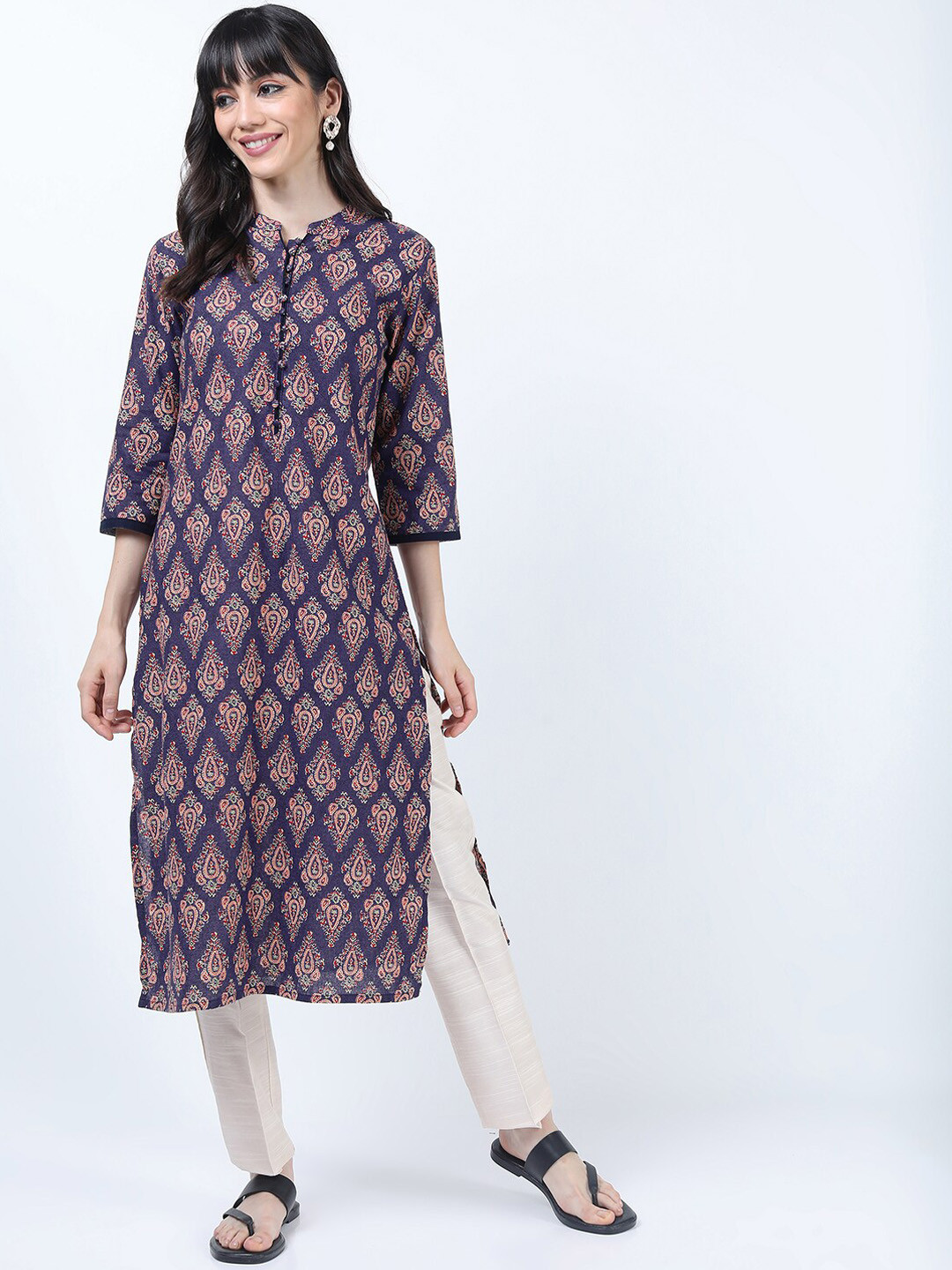 

Vishudh Navy Blue Ethnic Motifs Pure Cotton Printed Kurta