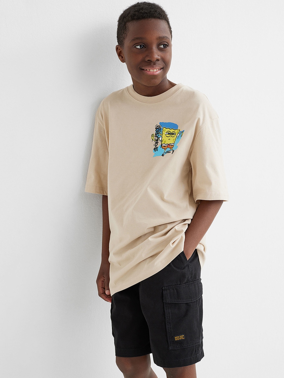 

H&M Boys Black Cargo Shorts