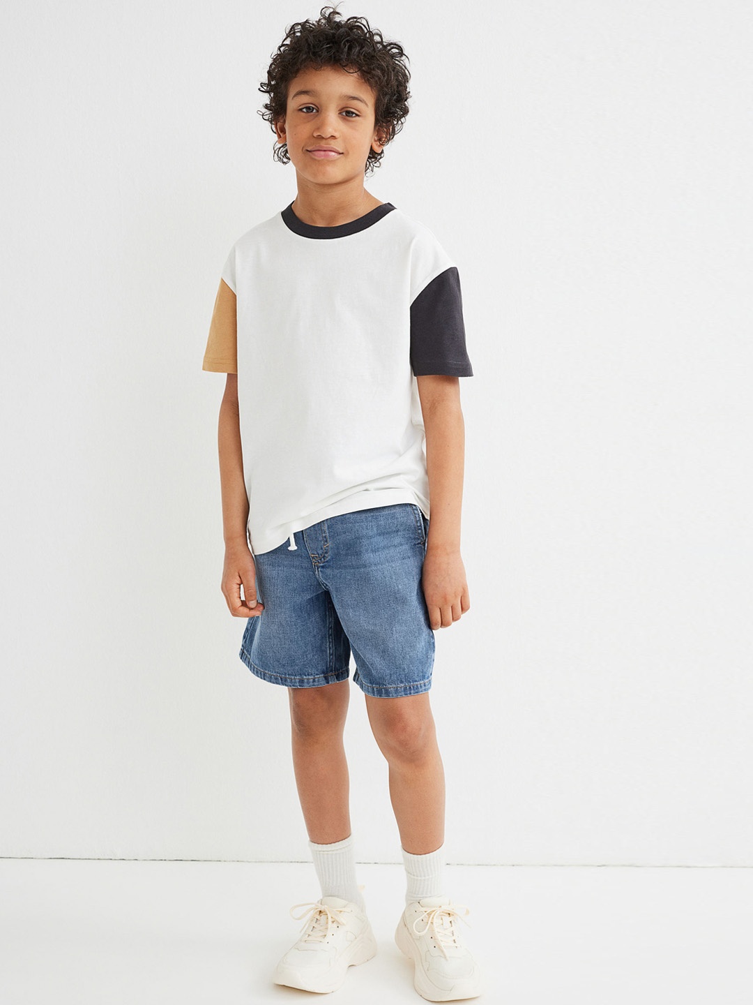

H&M Boys Blue Cotton Denim Shorts
