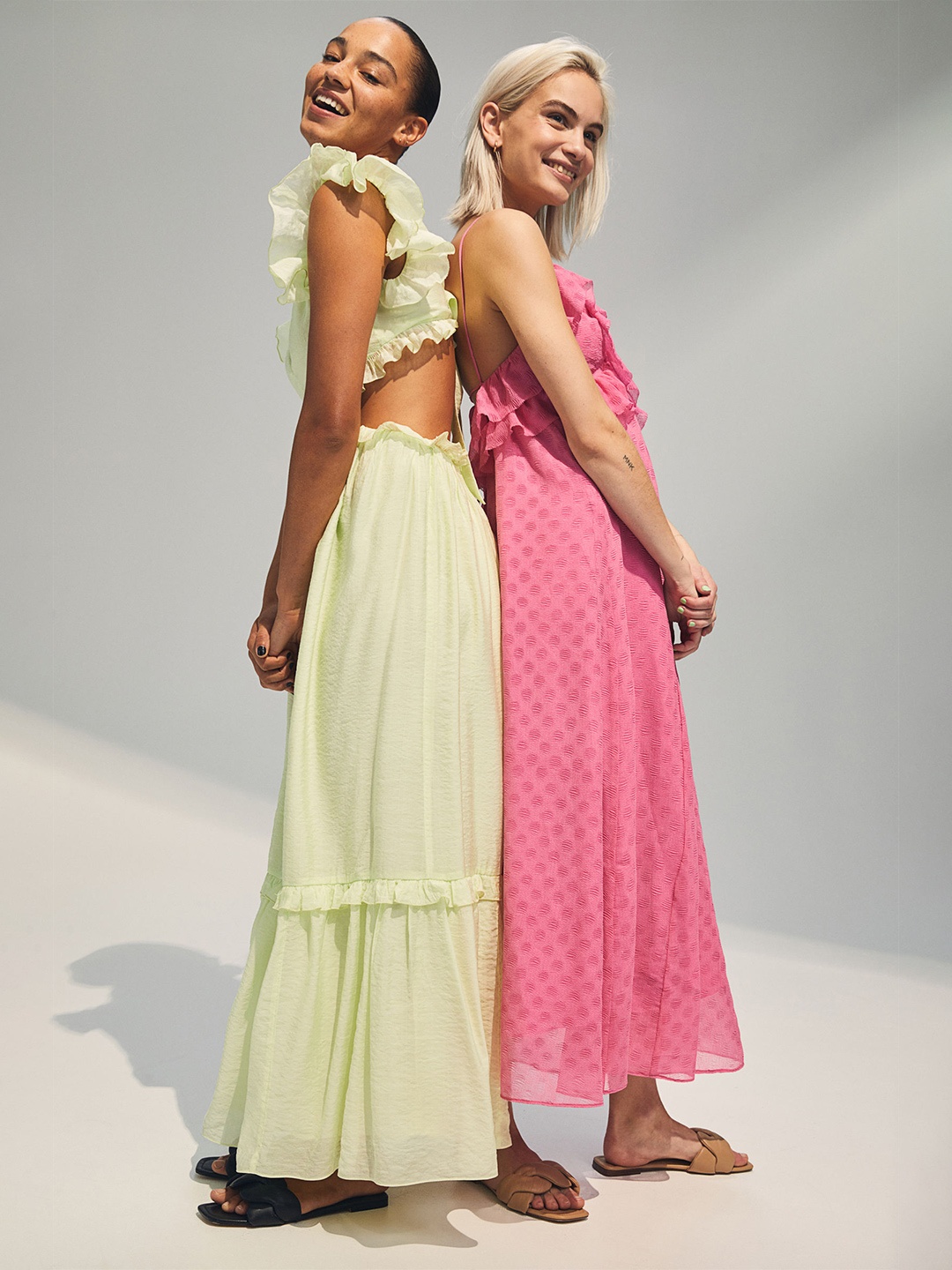 

H&M Green V-Neck Cut-Out Maxi Dress