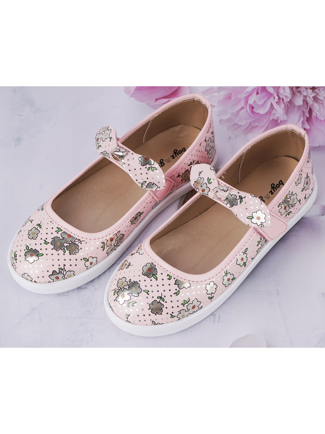 

BOYZ N GALZ Girls Pink Printed PU Slip-On Sneakers