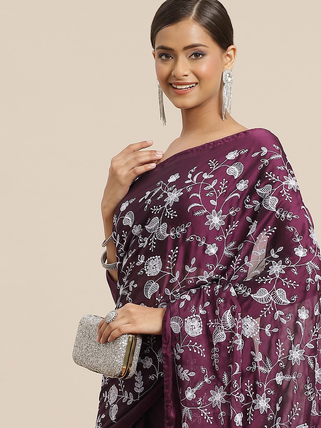 

RAJGRANTH Purple & White Ethnic Motifs Silk Blend Heavy Work Saree