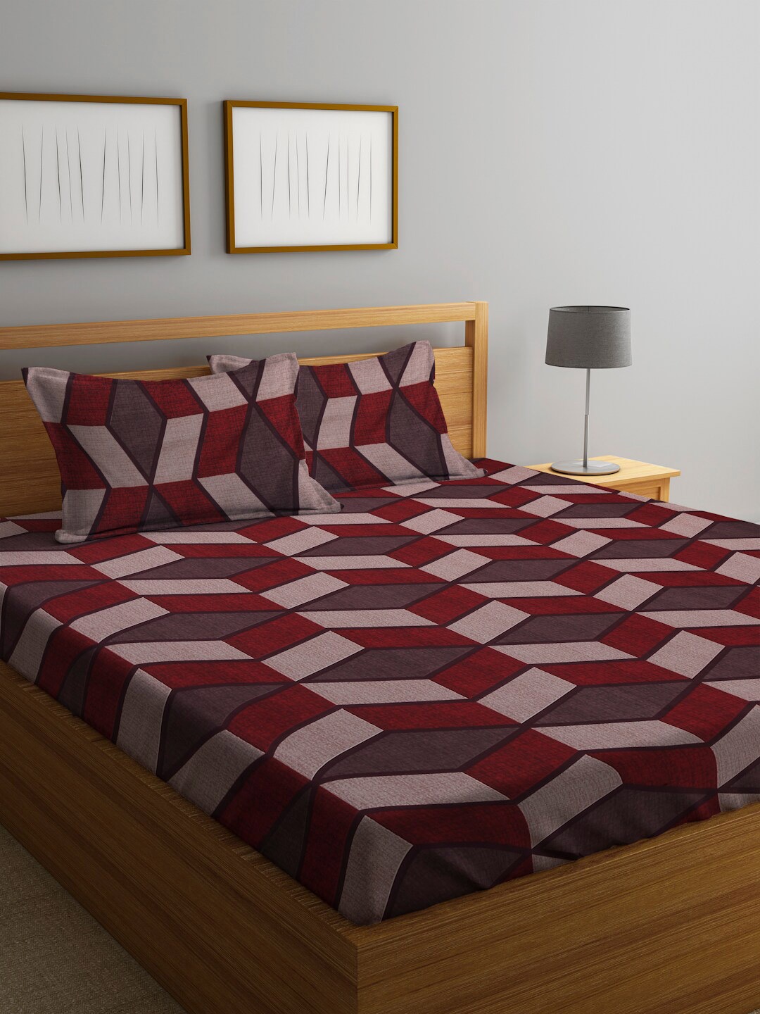 

KLOTTHE Maroon & Grey Geometric 210 TC King Bedsheet with 2 Pillow Covers