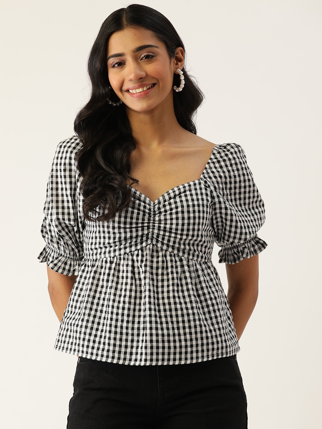 

Rue Collection Black & White Checked Sweetheart Neck Top