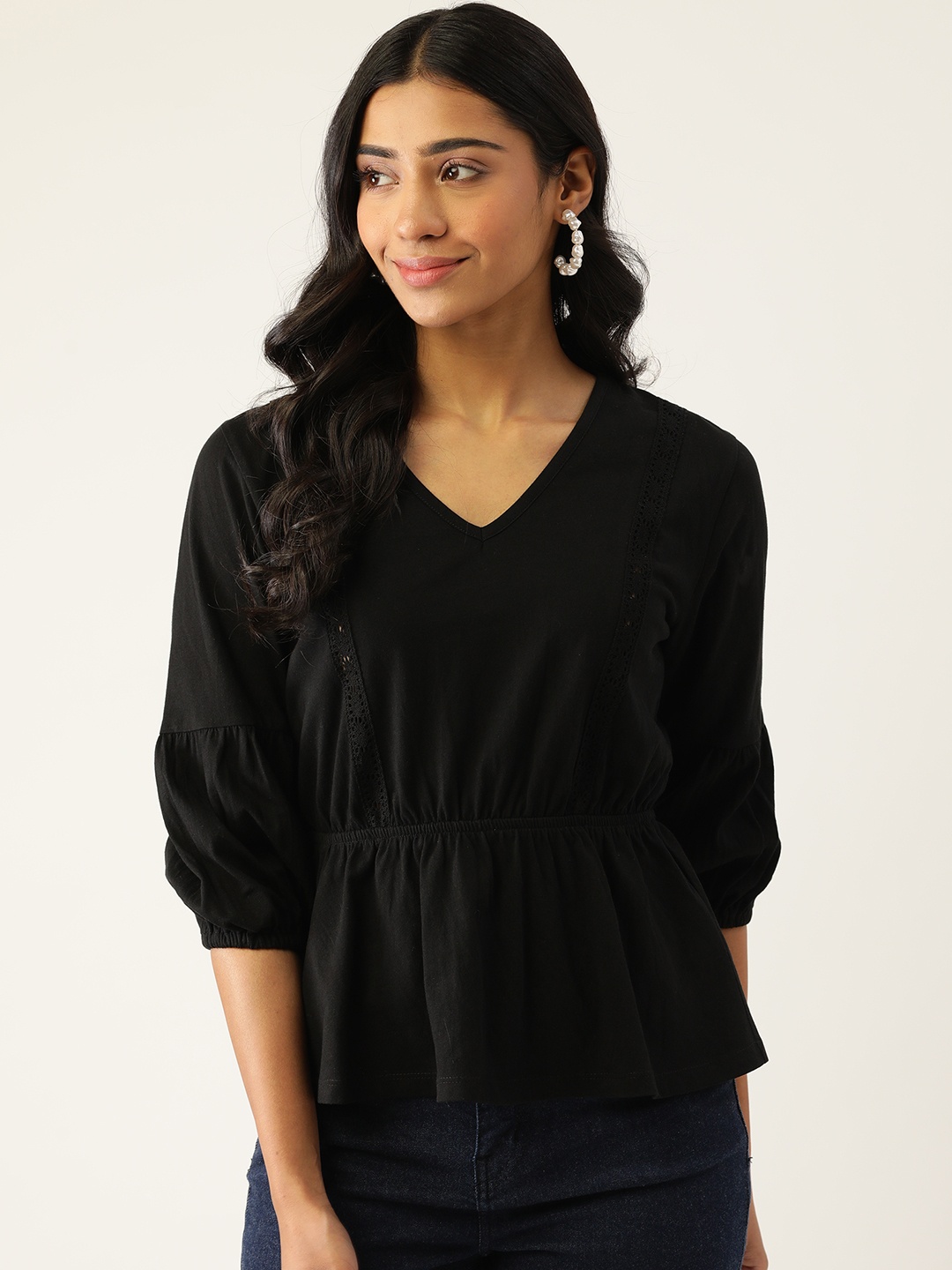 

Rue Collection Black Solid Cinched Waist Top