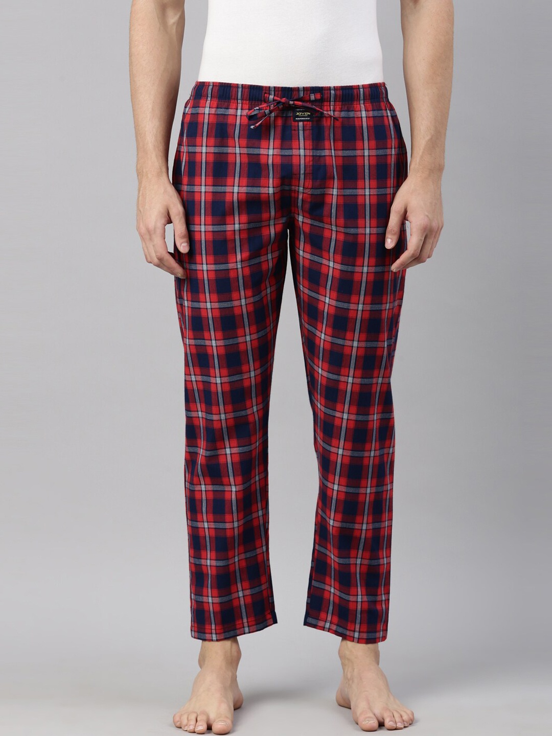 

Joven Men Red & Navy Blue Checked Pure Cotton Lounge Pant