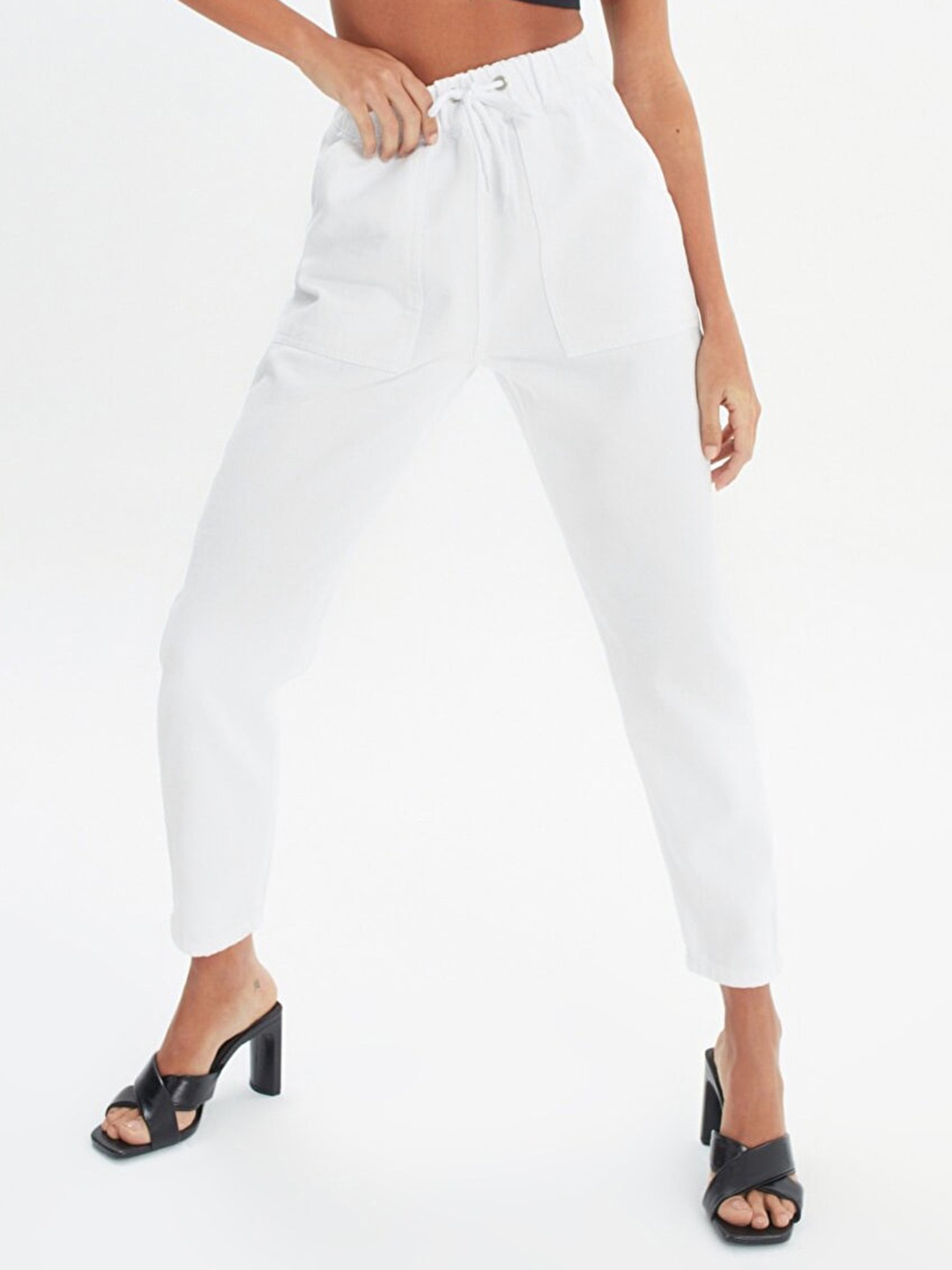 

Trendyol Women White Pure Cotton Stretchable Jeans