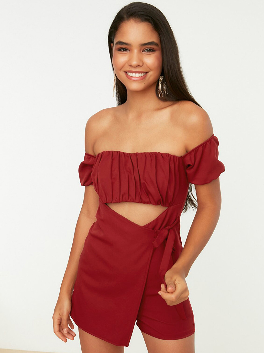 

Trendyol Maroon Solid Off-Shoulder Jumpsuit