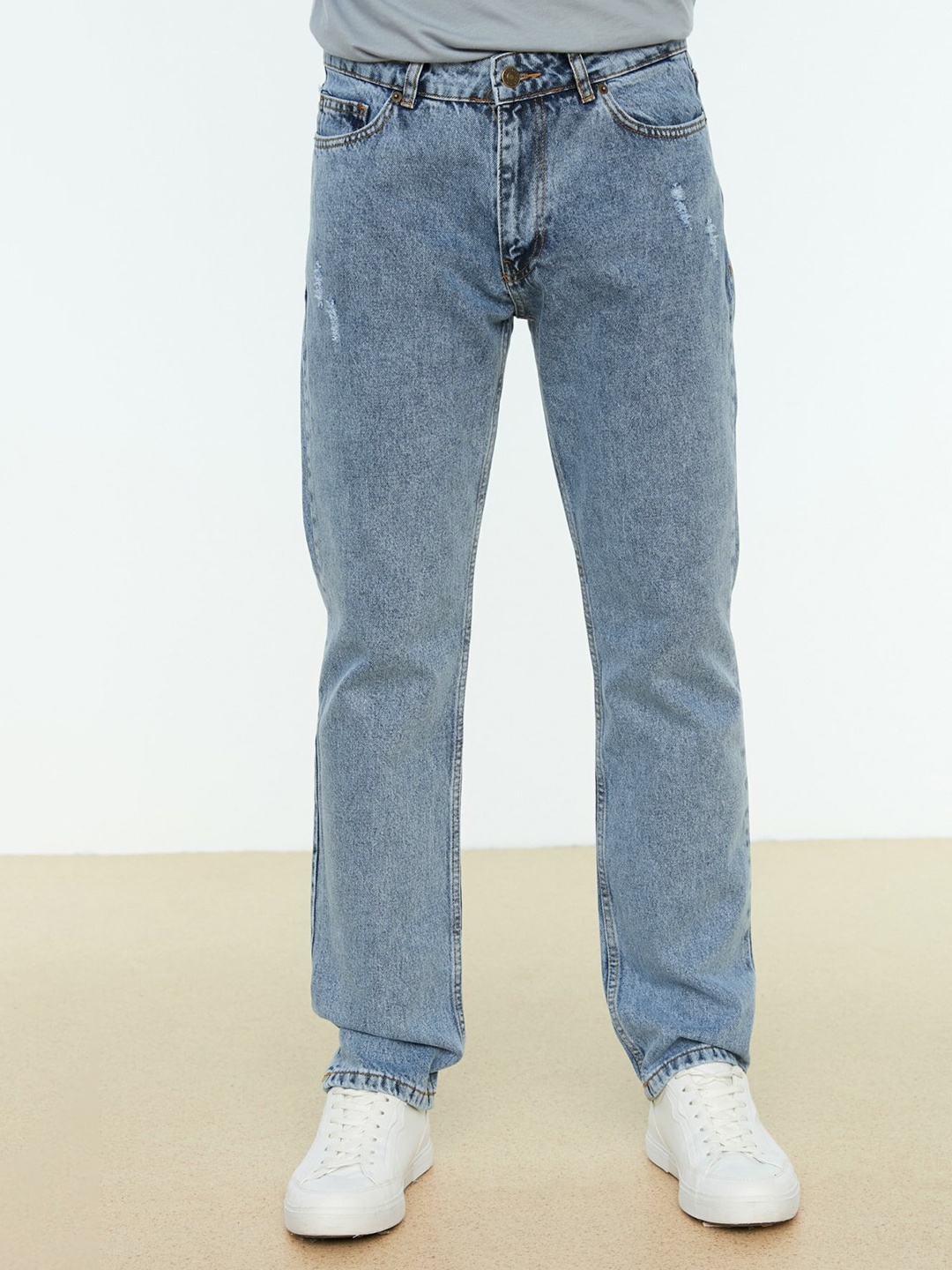 

Trendyol Men Blue Pure Cotton Straight Fit Stretchable Jeans