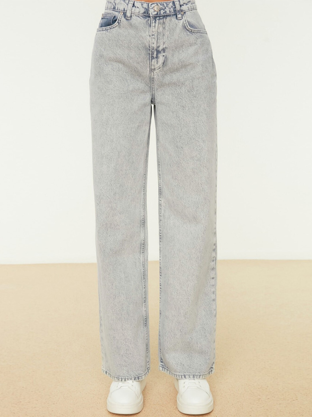 

Trendyol Women Grey Stretchable Jeans