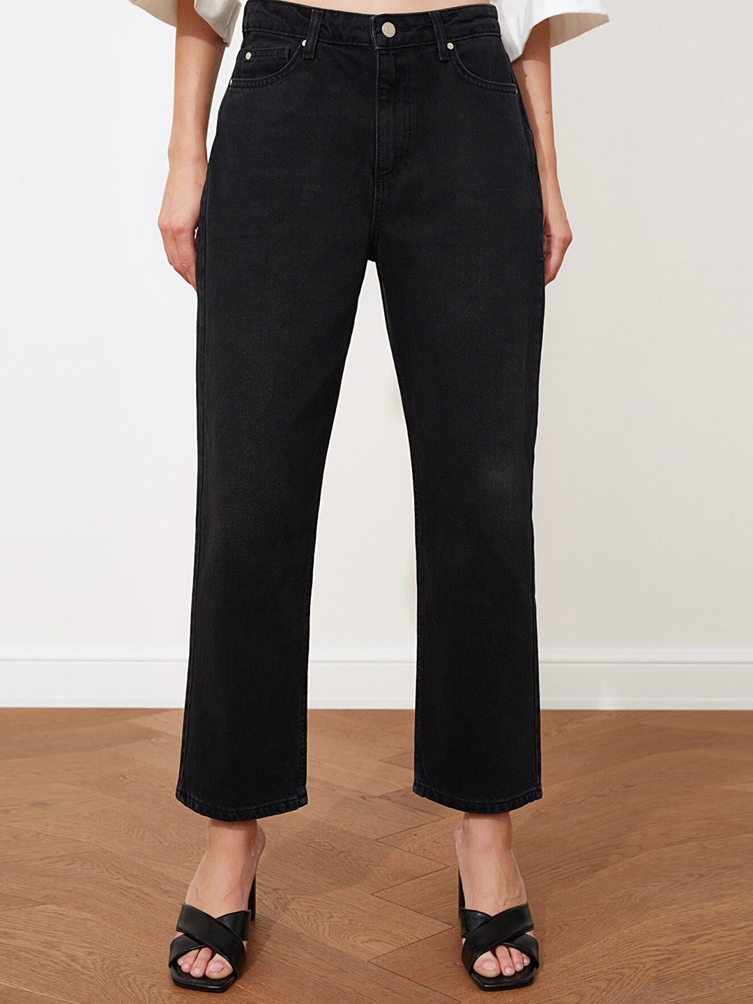 

Trendyol Women Black Stretchable Jeans