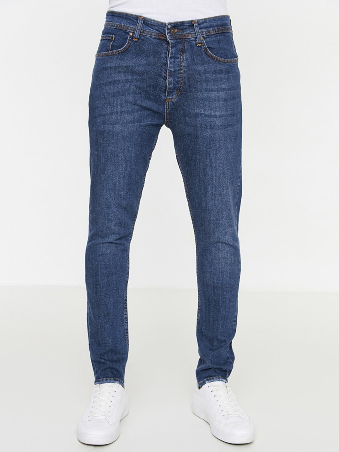 

Trendyol Men Navy Blue Light Fade Jeans