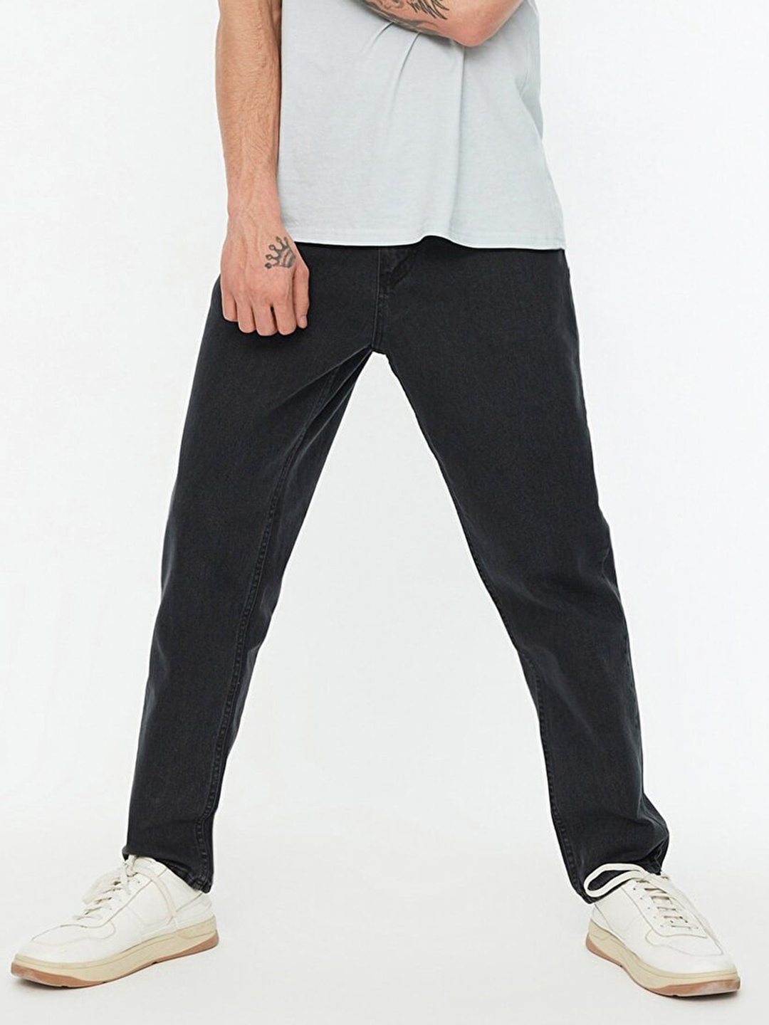 

Trendyol Men Black Pure Cotton Relaxed Fit Jeans