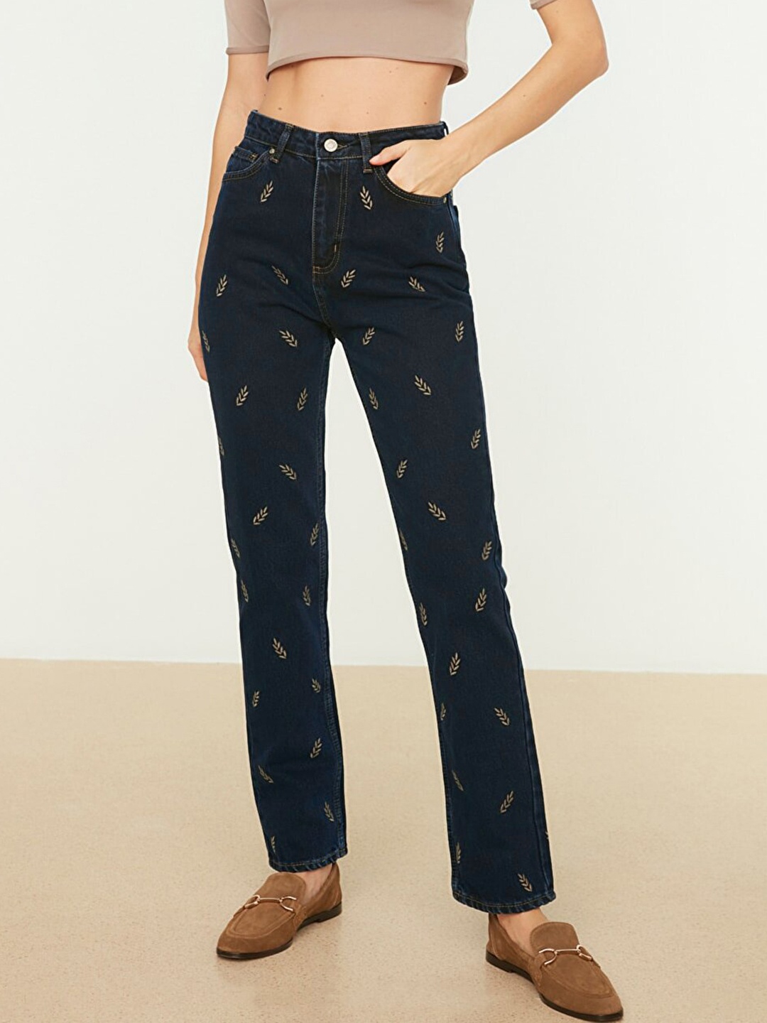

Trendyol Women Navy Blue High-Rise Embroidered Jeans