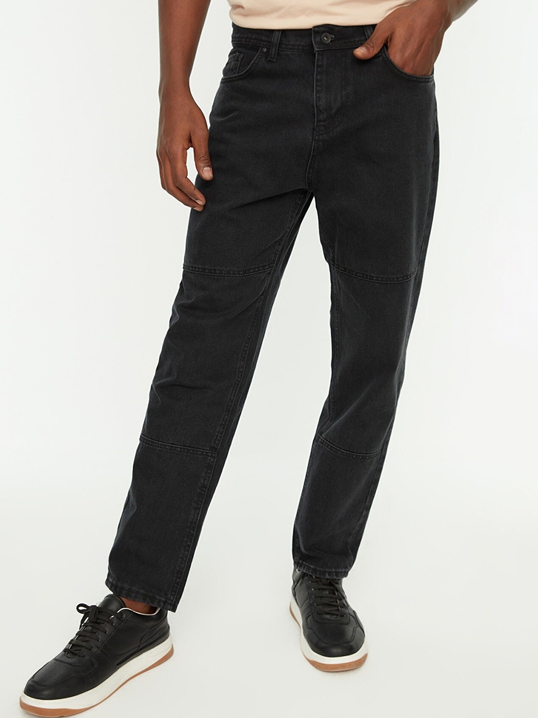 

Trendyol Men Black Pure Cotton Relaxed Fit Jeans