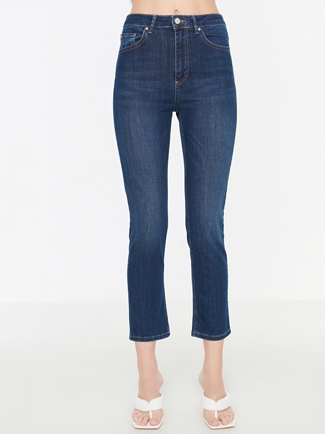 

Trendyol Women Navy Blue Light Fade Stretchable High Waist Slim Fit Jeans