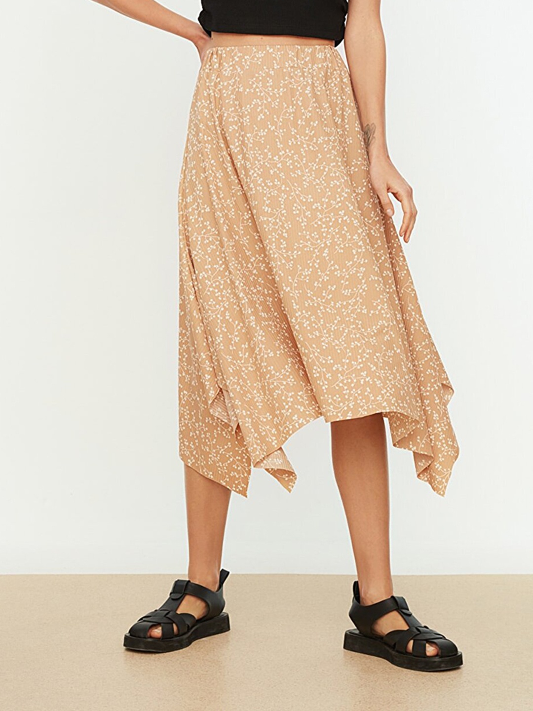 

Trendyol Women Khaki Floral Printed Accordion Pleated Asymmetric A-Line Midi Skirt