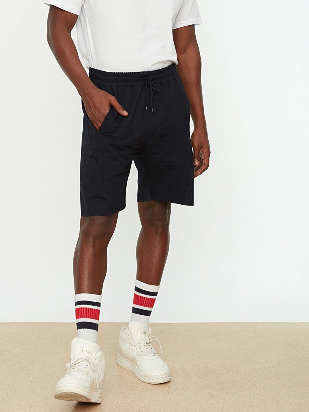 

Trendyol Men Navy Blue Shorts