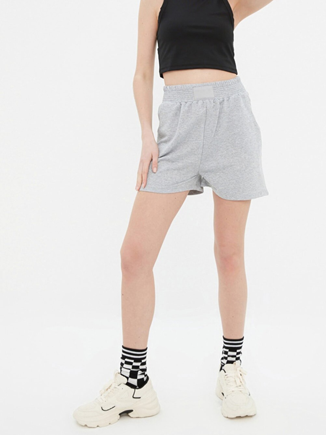 

Trendyol Women Grey Solid Shorts