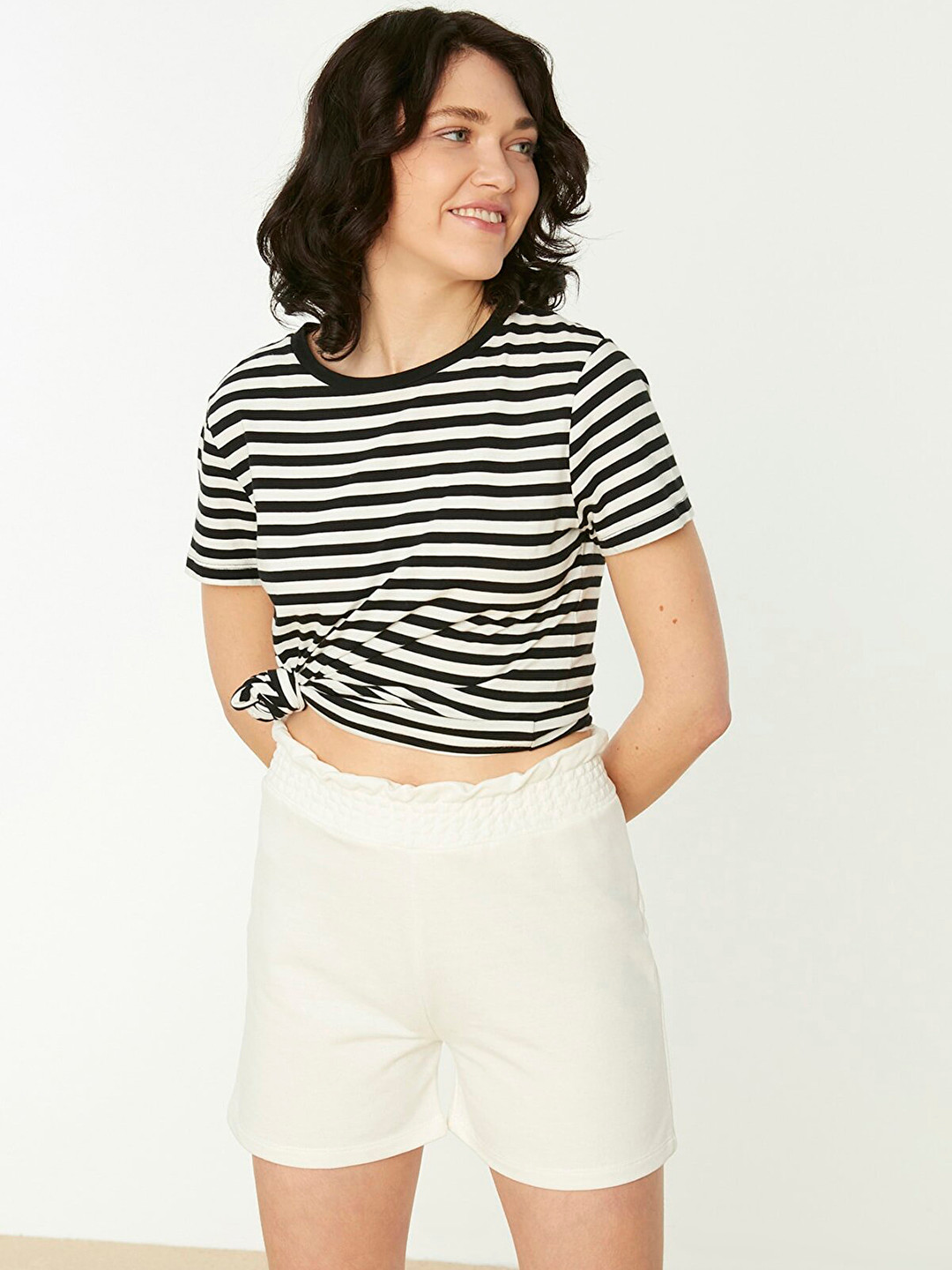 

Trendyol Women Off White Solid Bermuda Shorts