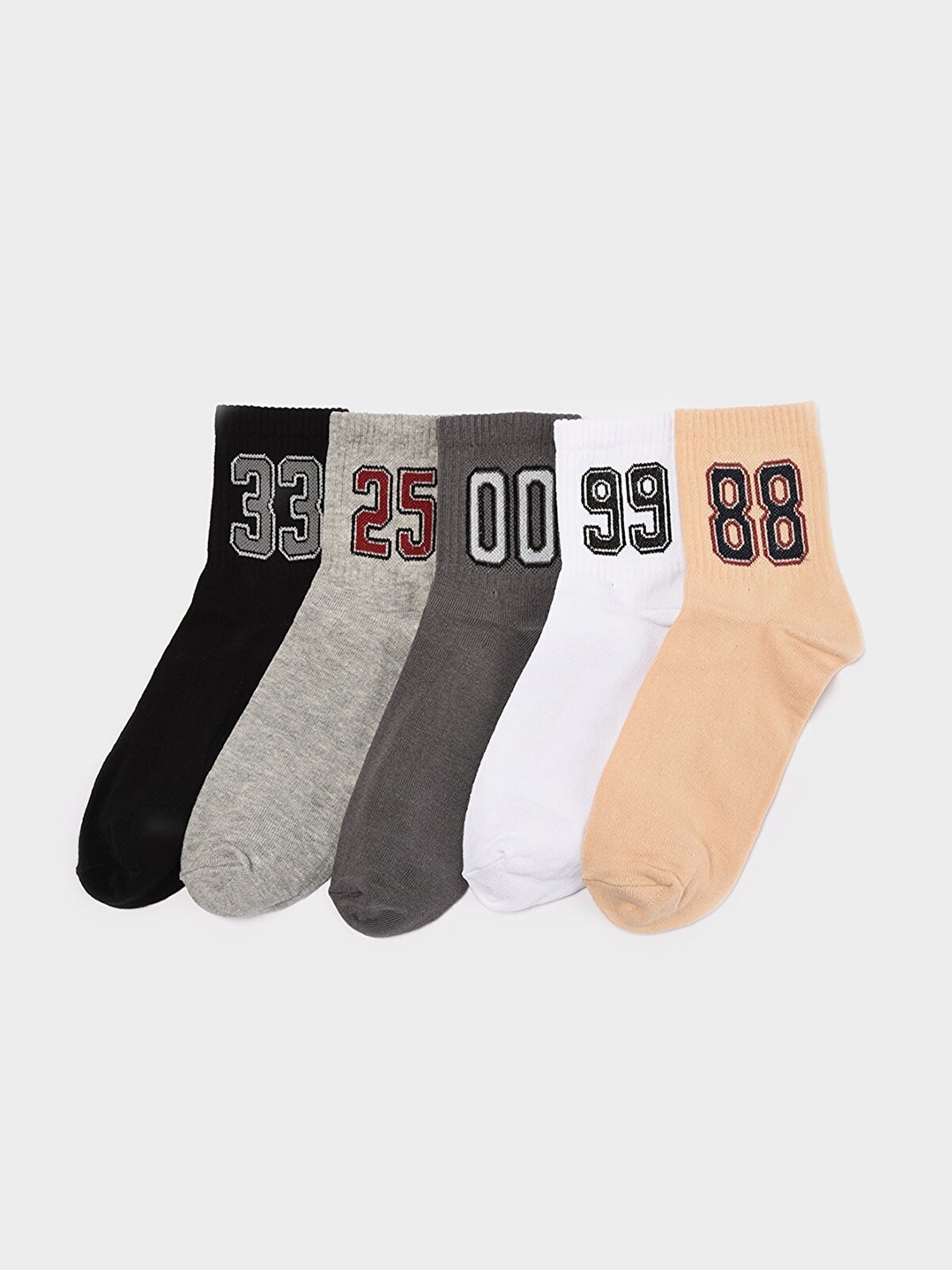 

Trendyol Men Pack of 5 Typography Patterned Above-Ankle Socks, Black
