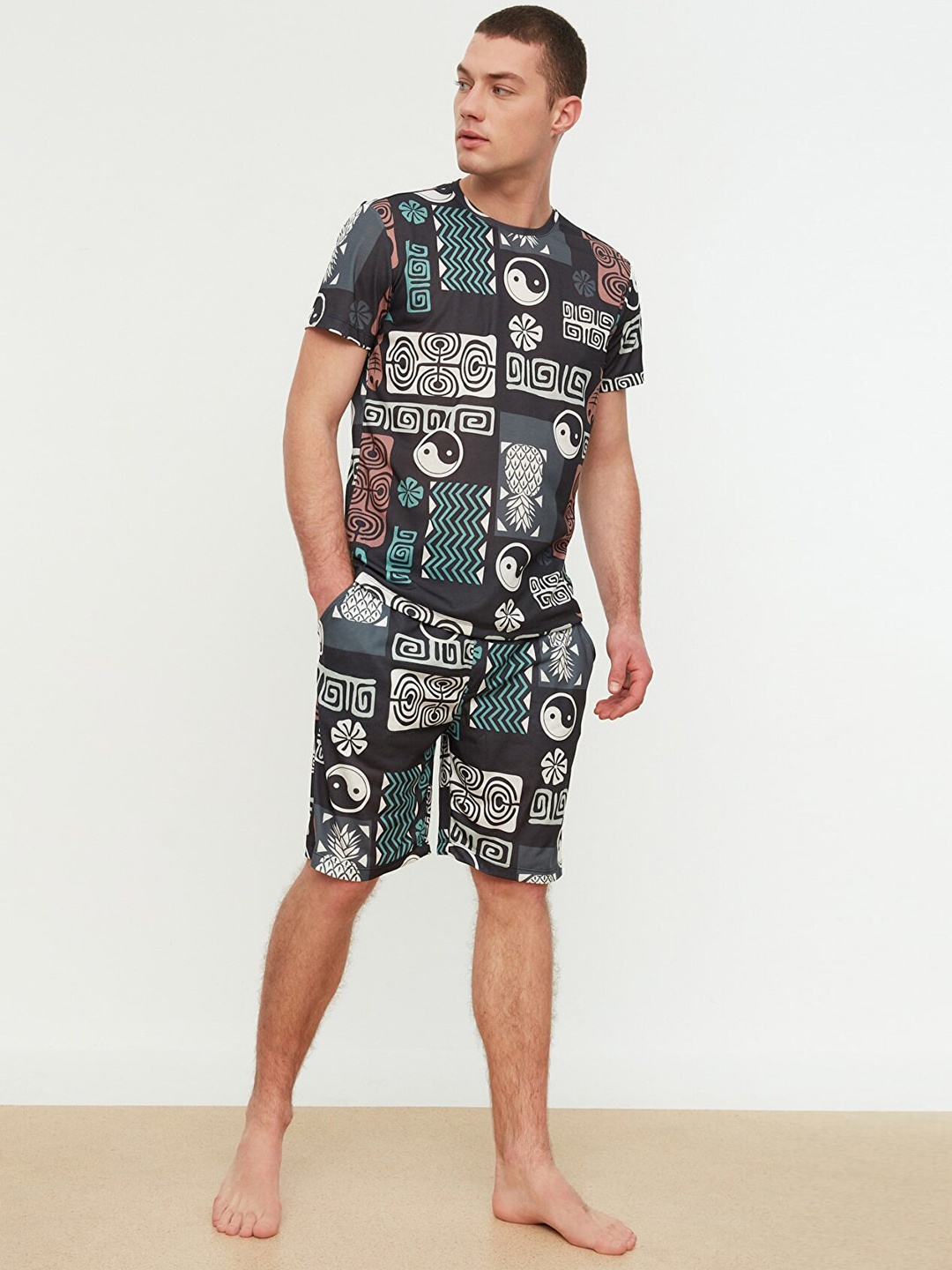 

Trendyol Men Black & White Pure Cotton Geometric Print Pyjama Set