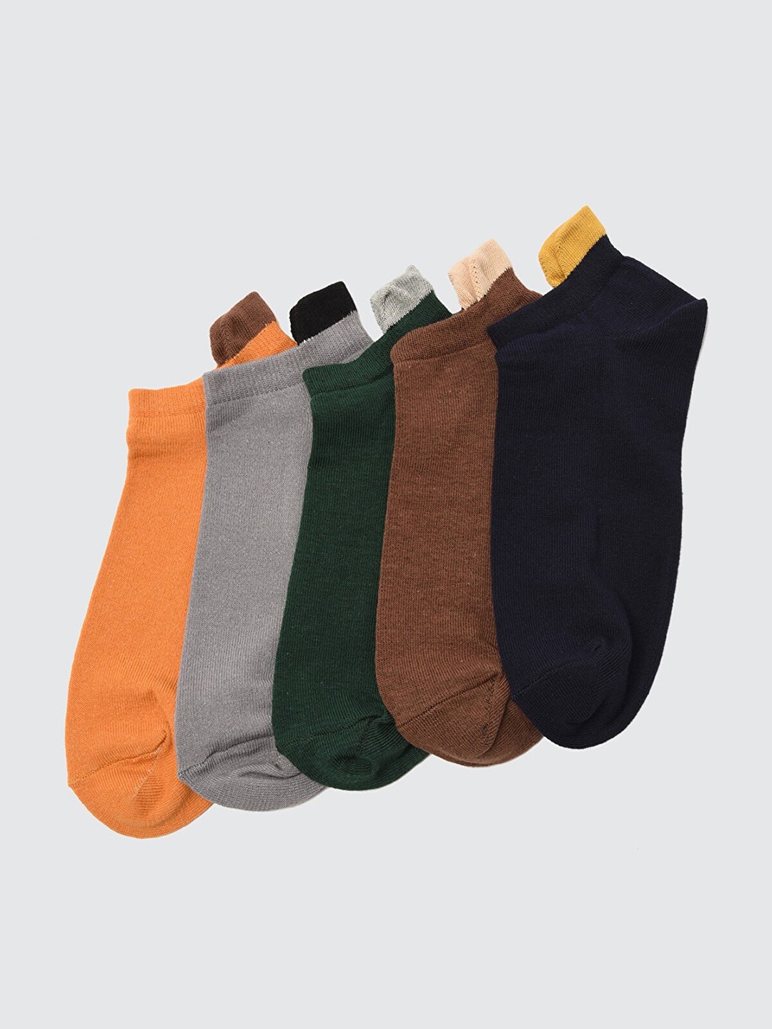 

Trendyol Men Pack of 5 Solid Socks, Black