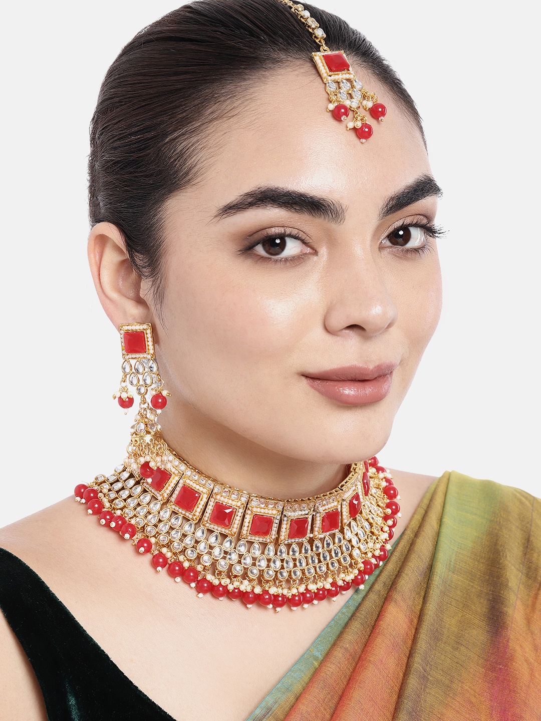 

Peora Red Gold-Plated Kundan Choker Necklace Jewellery Set