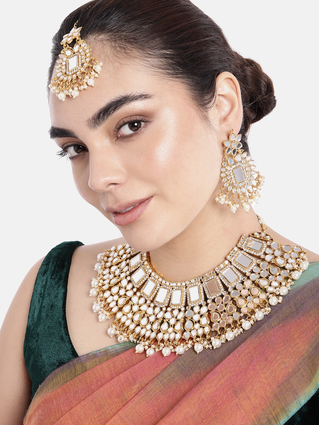 

PEORA White Kundan Pearls Gold Plated Jewellery Set