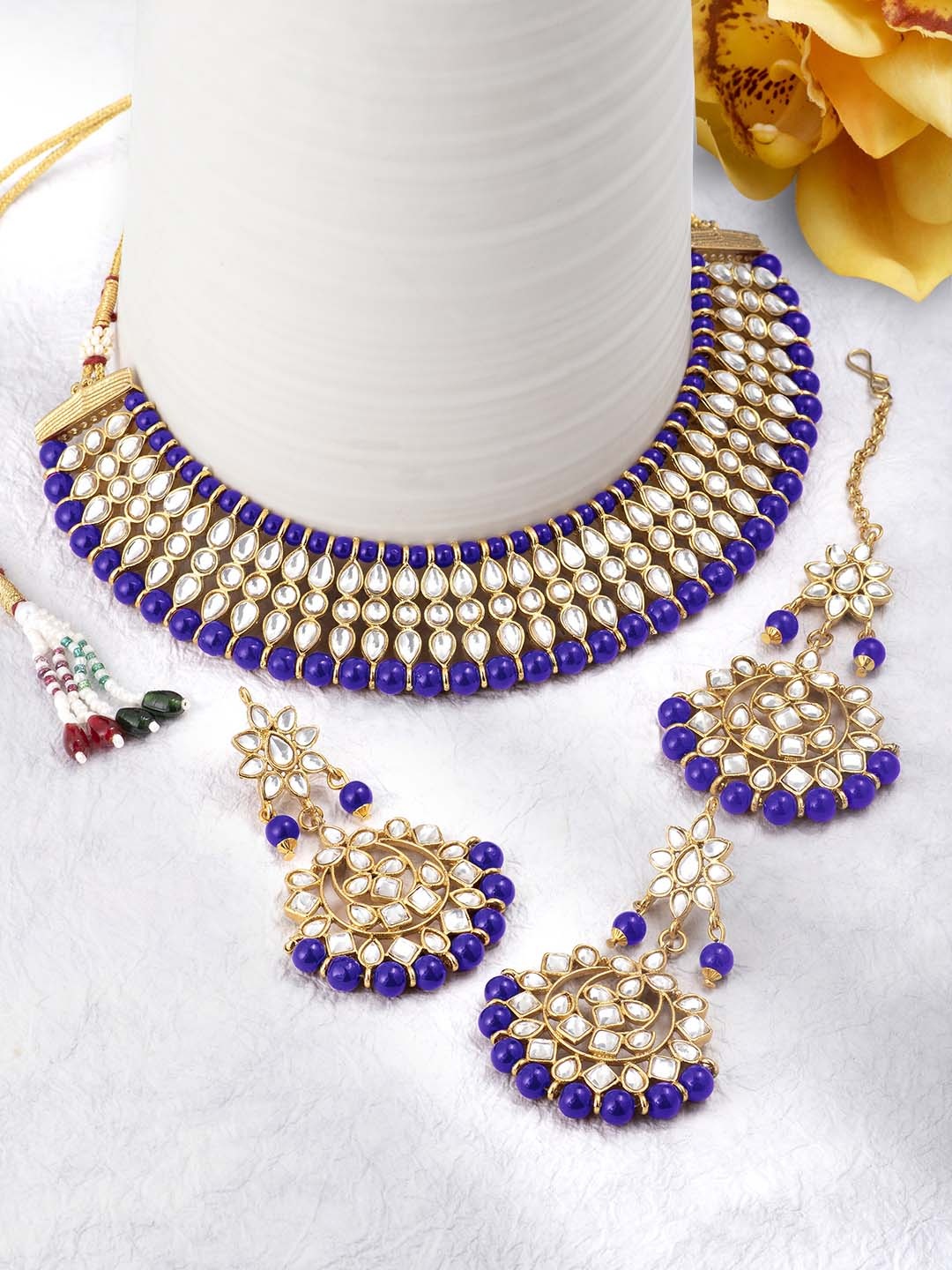 

Peora Gold-Plated Blue Kundan Studded Choker Jewellery Set