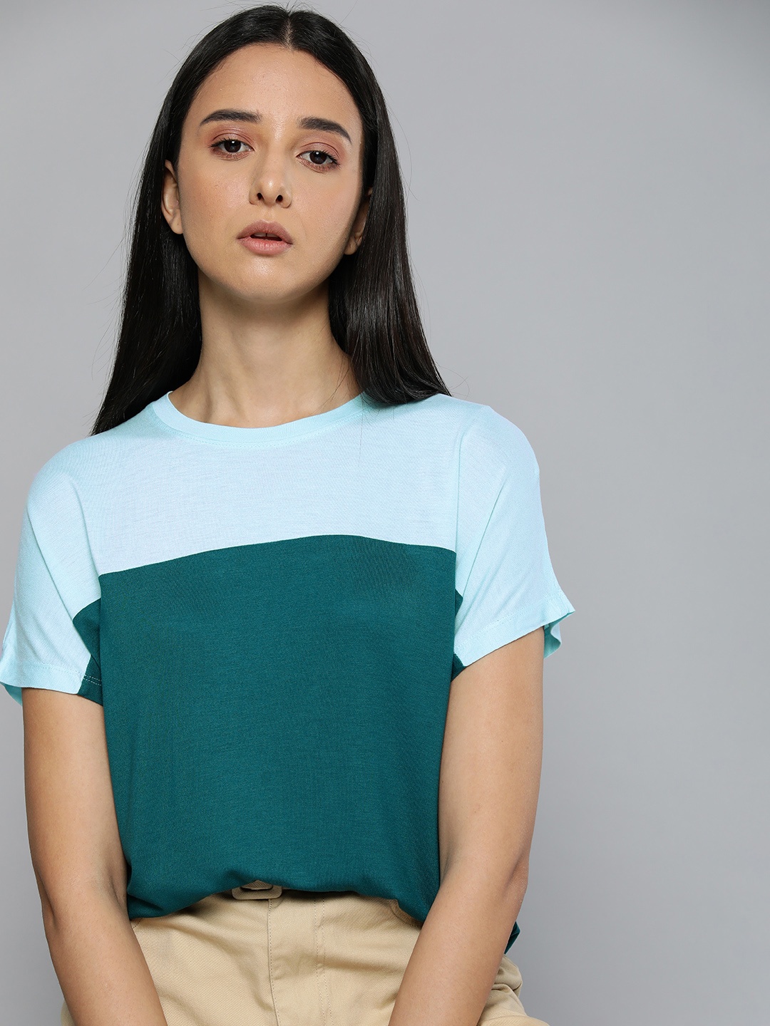 

ether Women Teal Green & Light Blue Colourblocked T-shirt