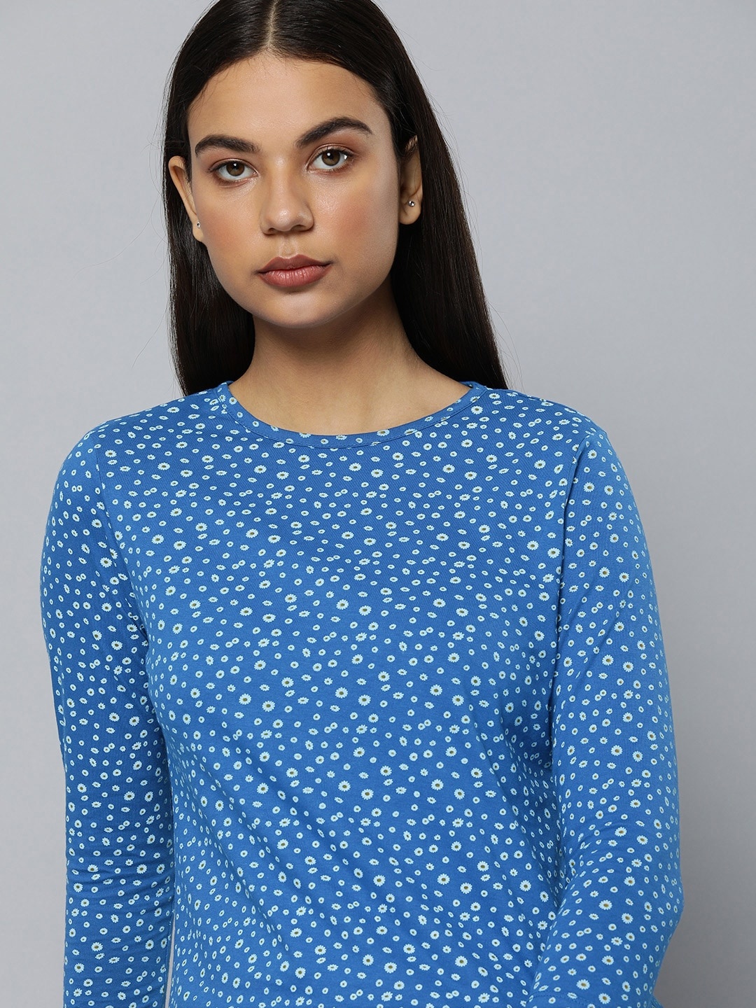 

ether Women Blue Floral Printed Round Neck Three Quarter Sleeves T-shirt