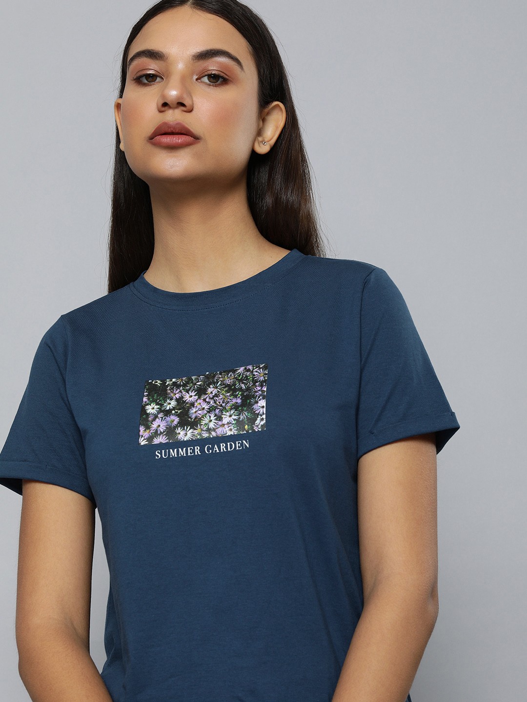 

ether Women Navy Blue Pure Cotton Floral Printed Round Neck short Sleeves T-shirt