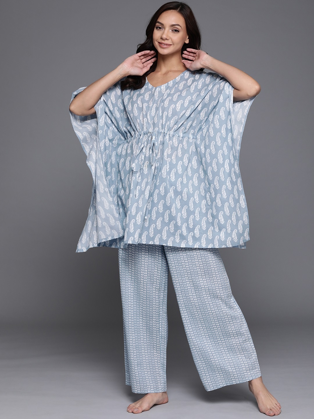 

Libas Women Blue Printed Cotton Night suit