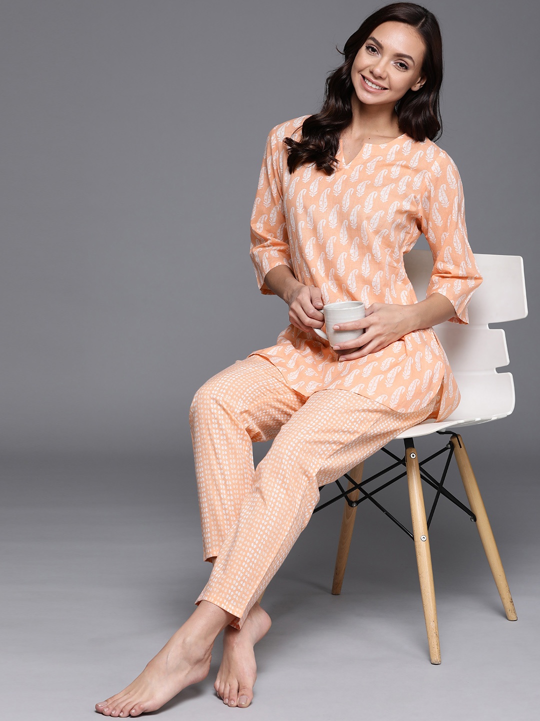 

Libas Women Peach-Coloured & White Printed Cotton Night suit