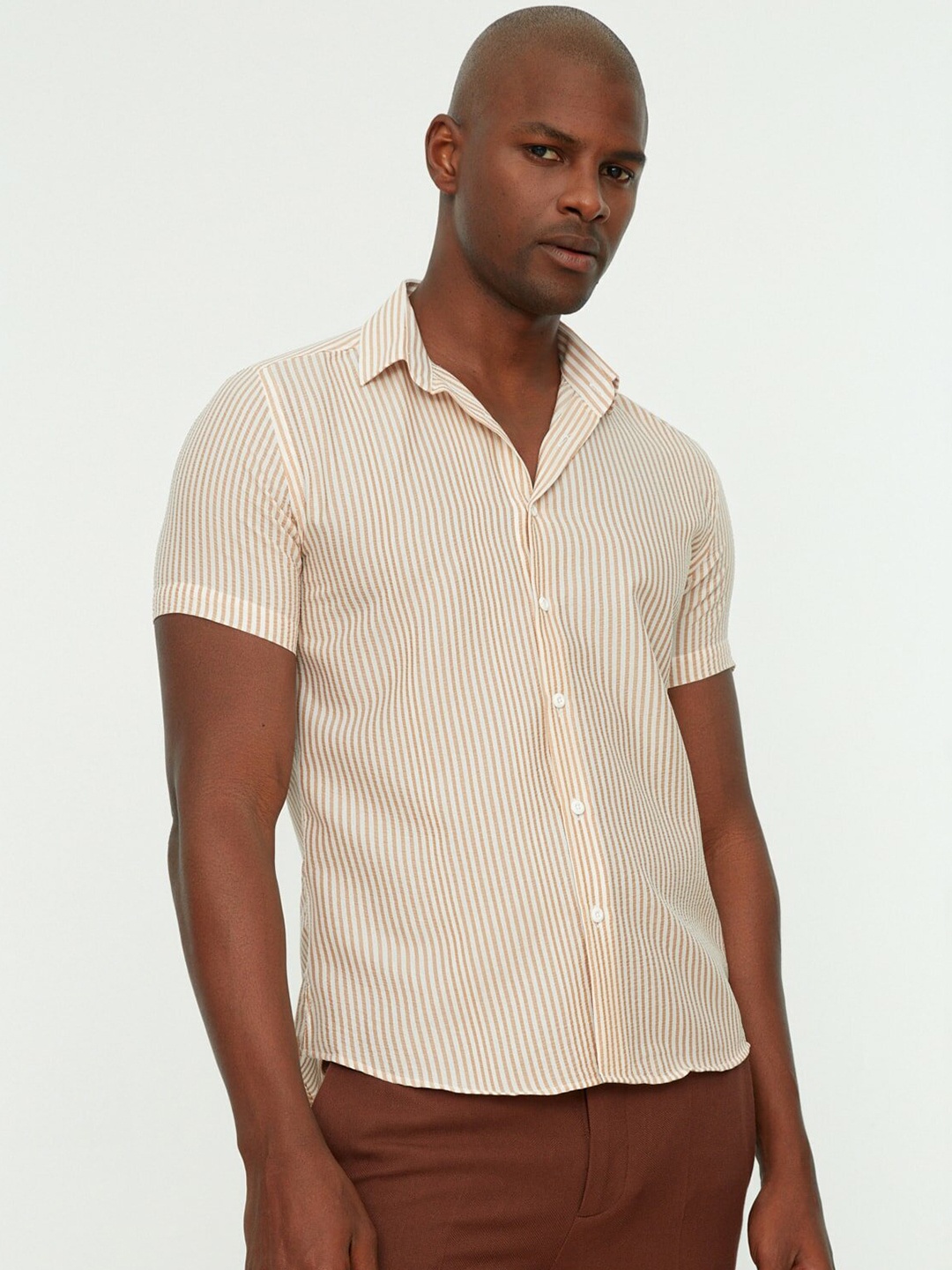 

Trendyol Men White Striped Casual Shirt