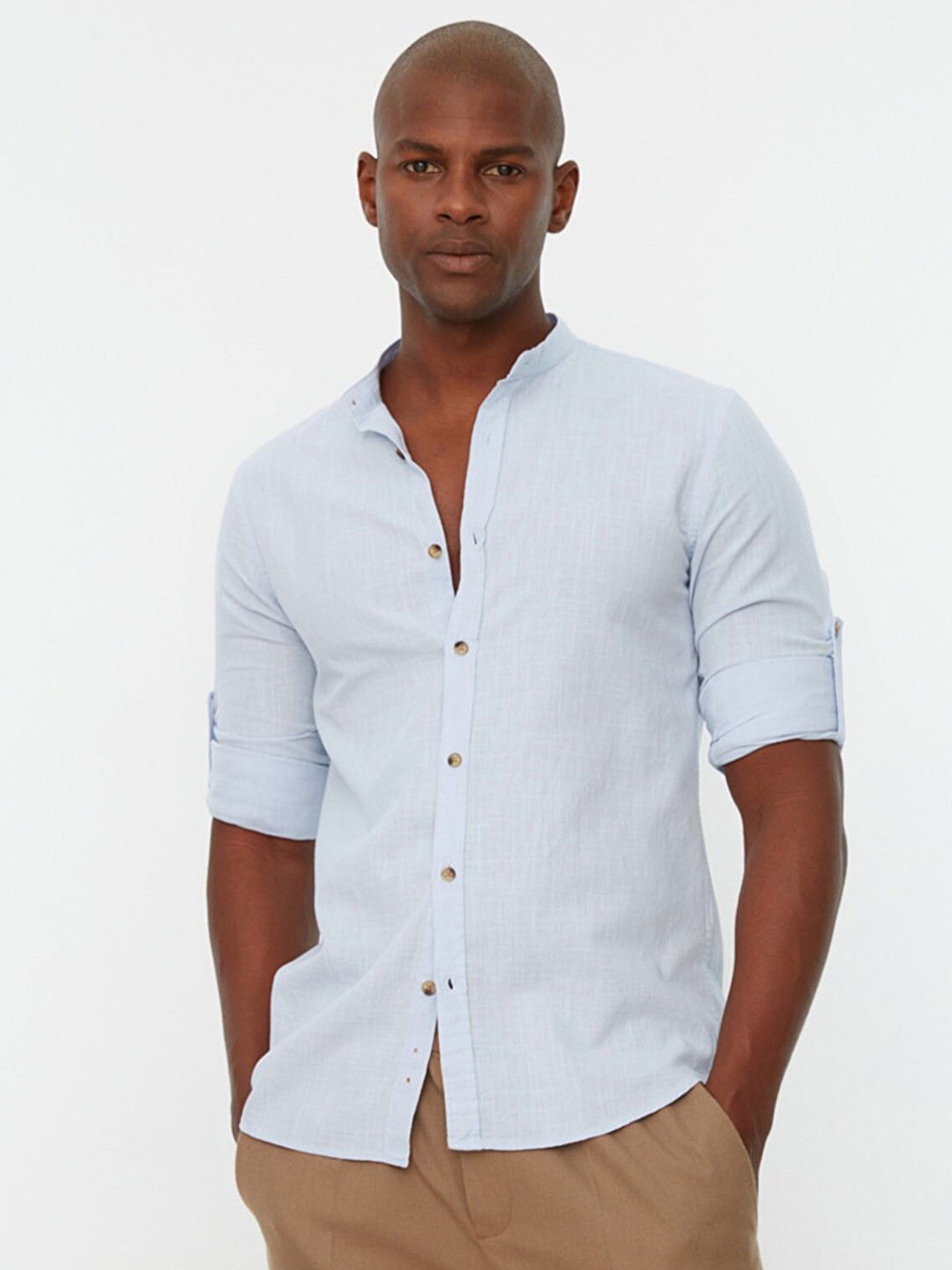 

Trendyol Men Blue Solid Pure Cotton Casual Shirt